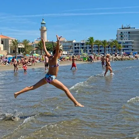 3 Etoiles Avec Piscine Privee, 500m De La Plage, 4 Pour 6-8 Pers. Au Grau-du-roi - Fr-1-307-157 빌라 *