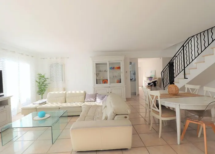 Вилла 3 Etoiles Avec Piscine Privee, 500m De La Plage, 4 Pour 6-8 Pers. Au Grau-du-roi - Fr-1-307-157 Ле-Гро-дю-Руа