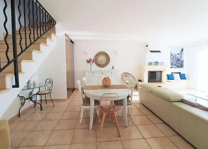 3 Etoiles Avec Piscine Privee, 500m De La Plage, 4 Pour 6-8 Pers. Au Grau-du-roi - Fr-1-307-157 *