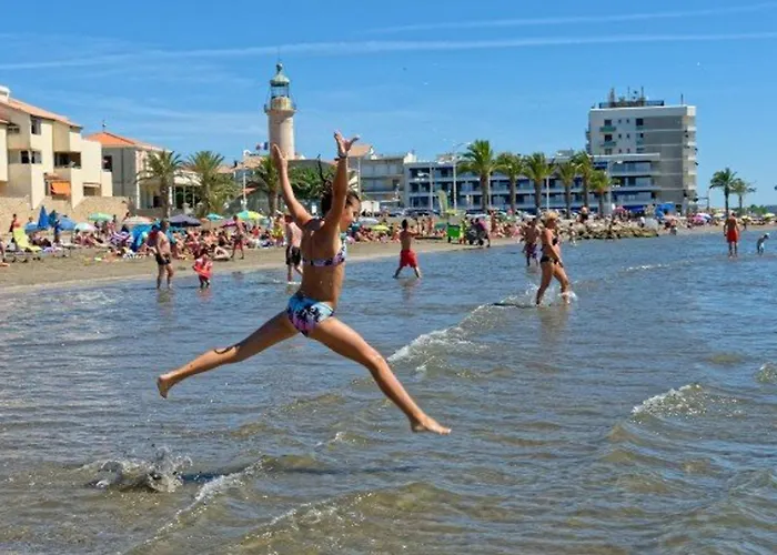 3 Etoiles Avec Piscine Privee, 500m De La Plage, 4 Pour 6-8 Pers. Au Grau-du-roi - Fr-1-307-157 Вилла *