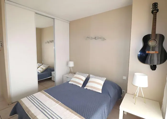 3 Etoiles Avec Piscine Privee, 500m De La Plage, 4 Pour 6-8 Pers. Au Grau-du-roi - Fr-1-307-157 Ле-Гро-дю-Руа